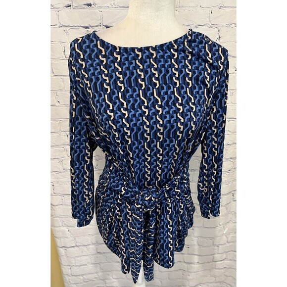Susan Graver Printed Liquid Knit 3/4-Sleeve Tie-Front Top Blue Multi Size Large - Picture 1 of 7